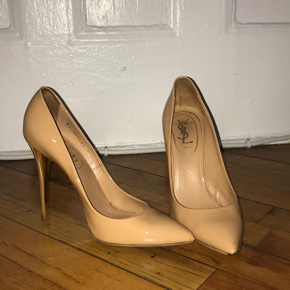 Yves Saint Laurent tan pumps